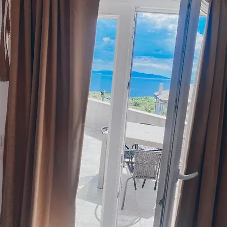 Apartman House Demaro *