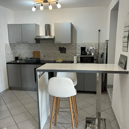Apartman House Demaro