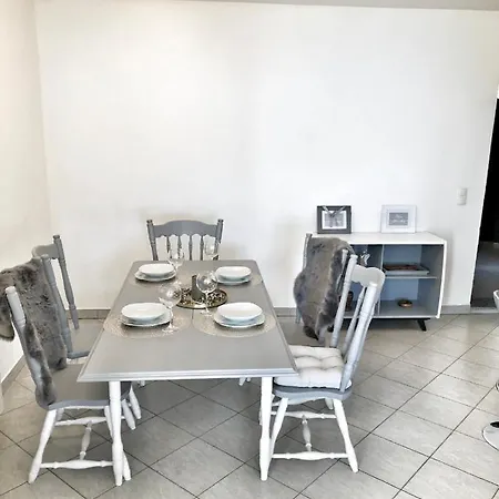 House Demaro Apartman